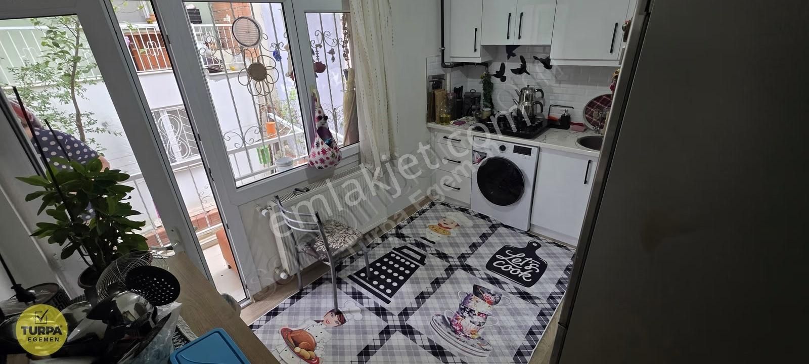 Karşıyaka Örnekköyde Doğalgazlı Tadilatlı 2+1 Daire - Görsel 6