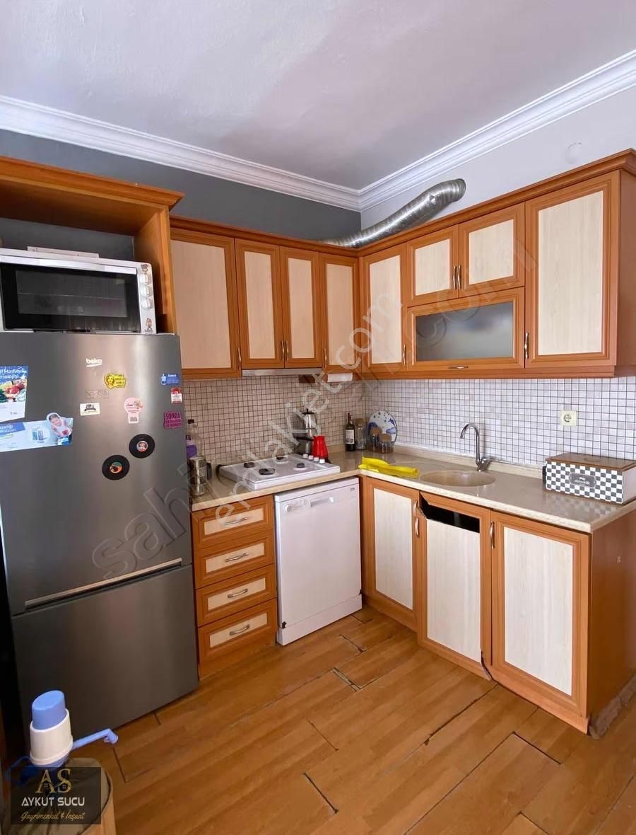 Balçova Atacaddesinin Arka Sokağında 2+1 Satılık Daire - Görsel 16