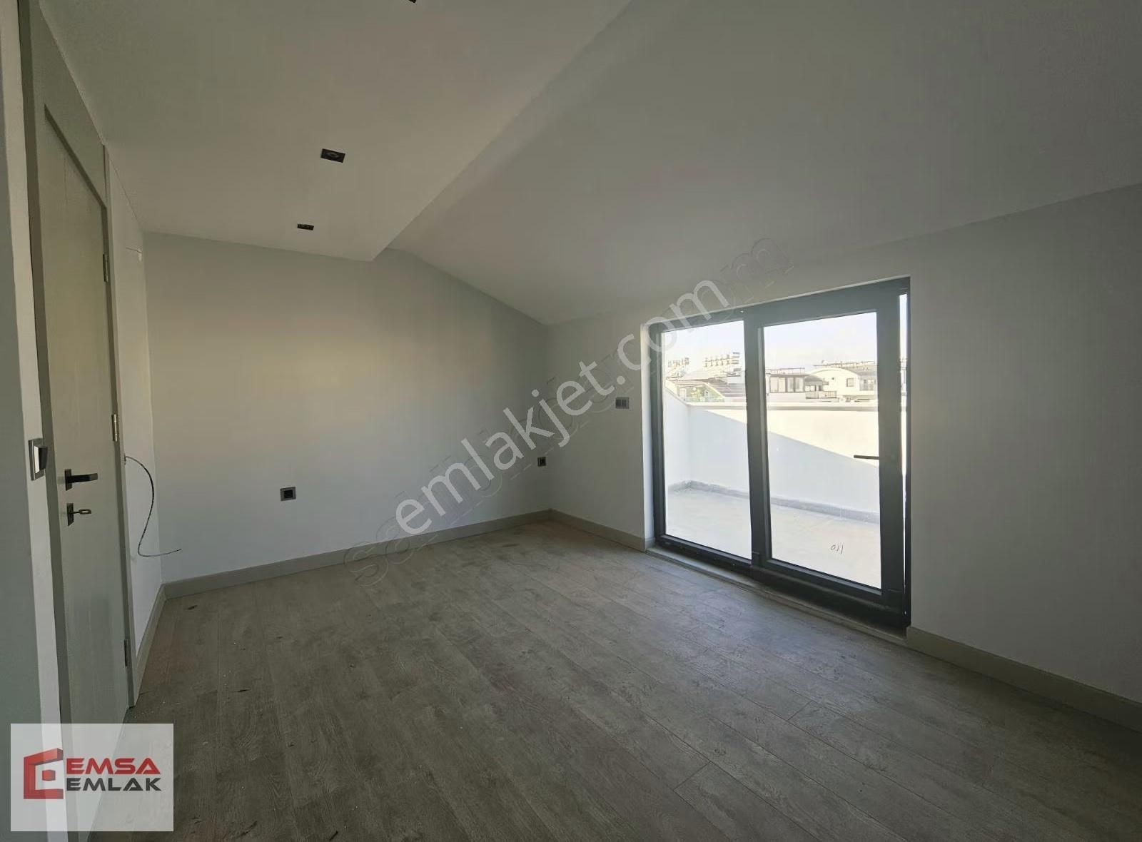 Sehrin Merkezinde Kapalı Garajlı 4+1 Net 180 M² Sıfır Daire - Görsel 30