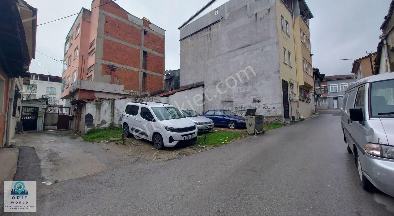 İncirli Mahallesinde Ana Caddeye Yakın Satılık 3 Kat İmarlı Arsa - Görsel 2