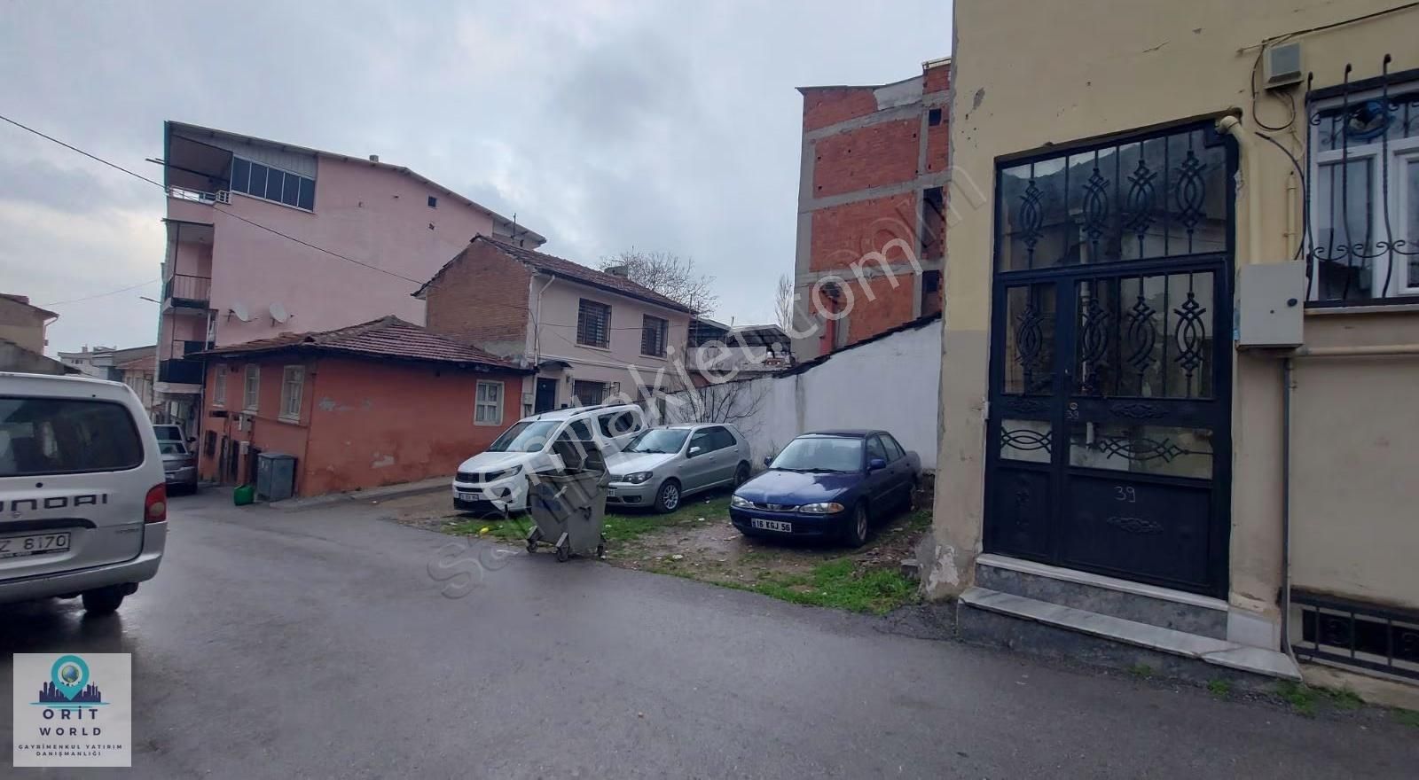 İncirli Mahallesinde Ana Caddeye Yakın Satılık 3 Kat İmarlı Arsa