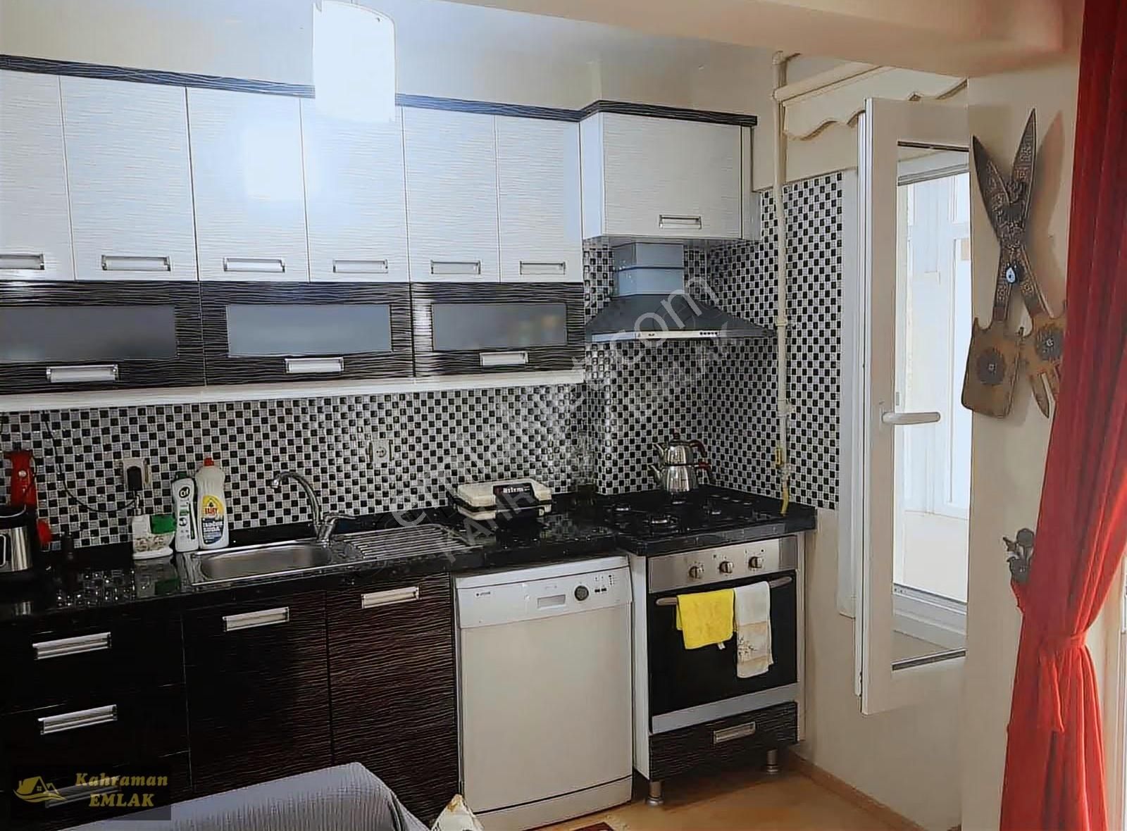 Çınarcık Merkezde 2+1 Masrafsız Daire - Görsel 30