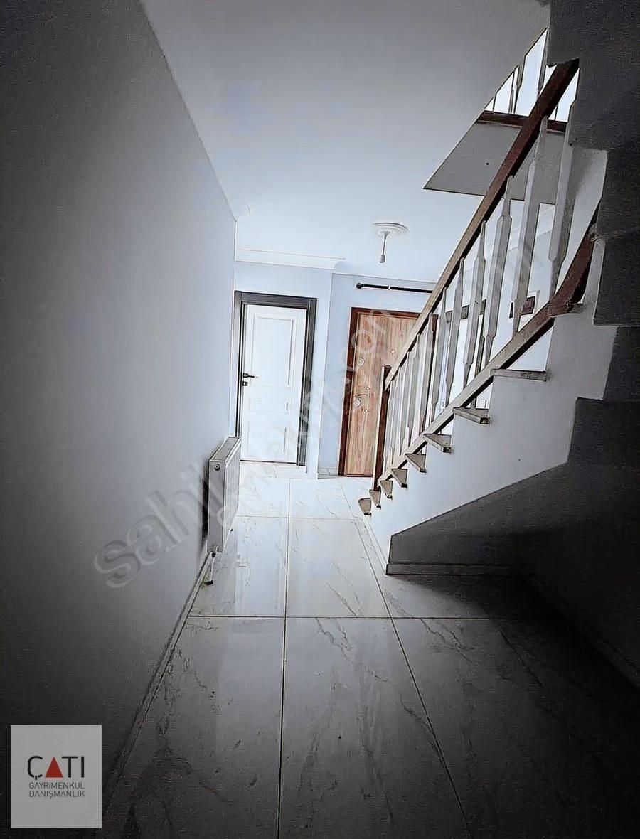 Darıca Cami Mahallesi Satılık Lüks 3+1 Bahçe Dubleksi - Görsel 18