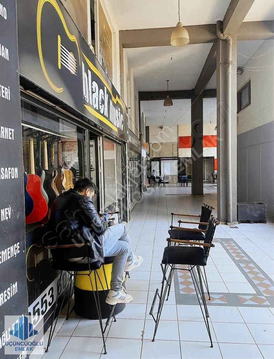 Pendik Yenişehirin Gurup Center Pasajında Satılık Dükkan - Görsel 4