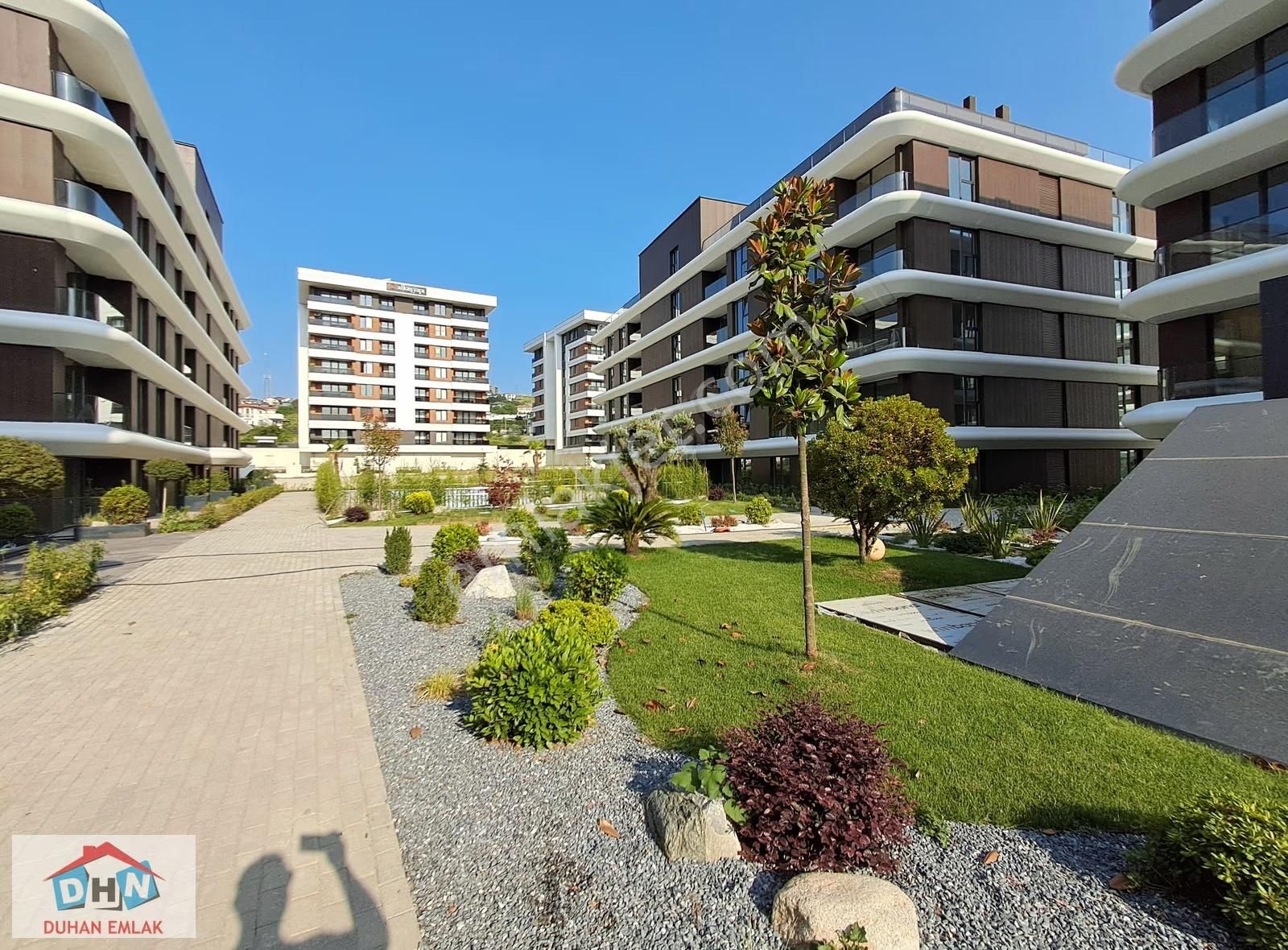 Duhan Emlak'tan Elegant Park Sitesinde Kiralık 1+0 Daire/ofis