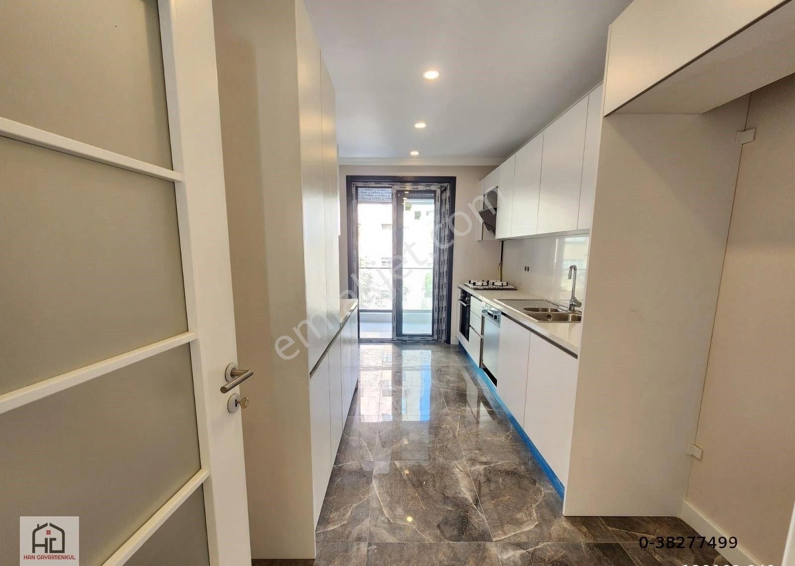 Suadiye De Marks & Spencera Yakın 3+1 Balkonlu Lüks Sıfır Bina - Görsel 16