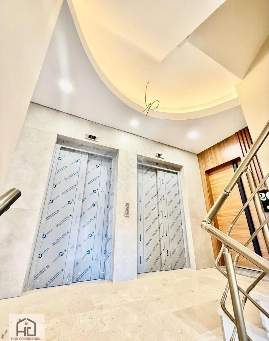 Fenerbahçe Sahilde 3+1 Deniz Manzaralı Lüks Sıfır Bina!! - Görsel 15