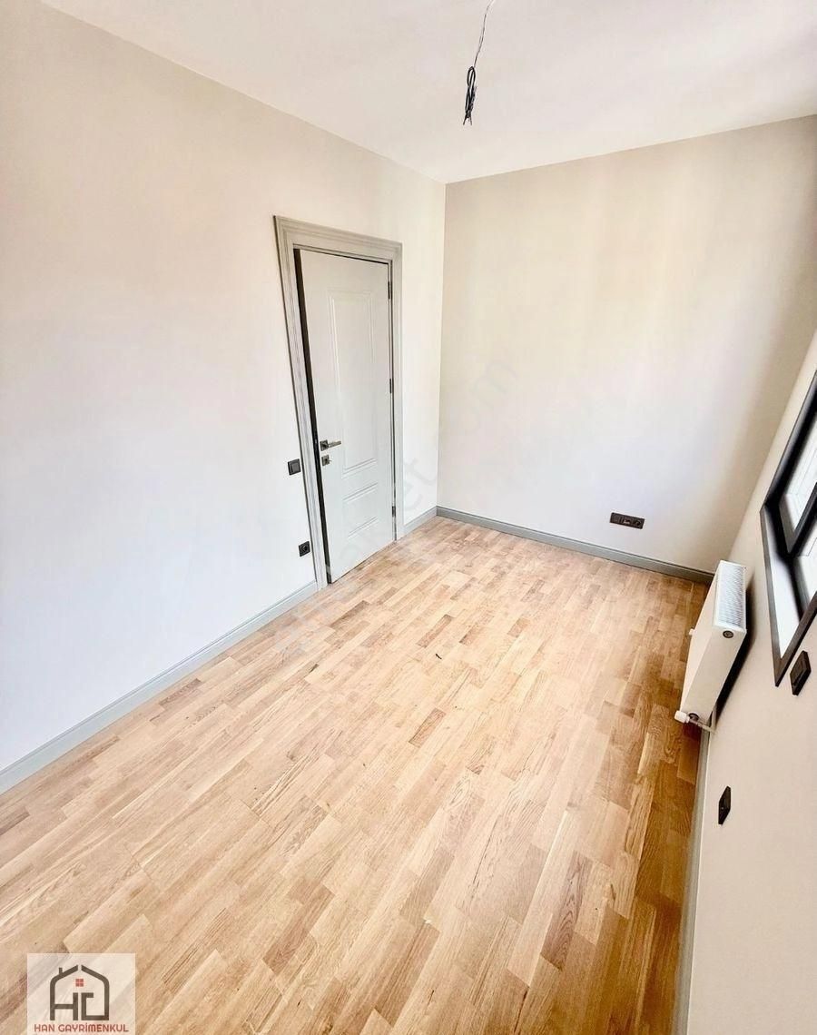 Ömerpaşa Da 3+1 Balkonlu Ebeveynli Lüks Sıfır Bina - Görsel 24