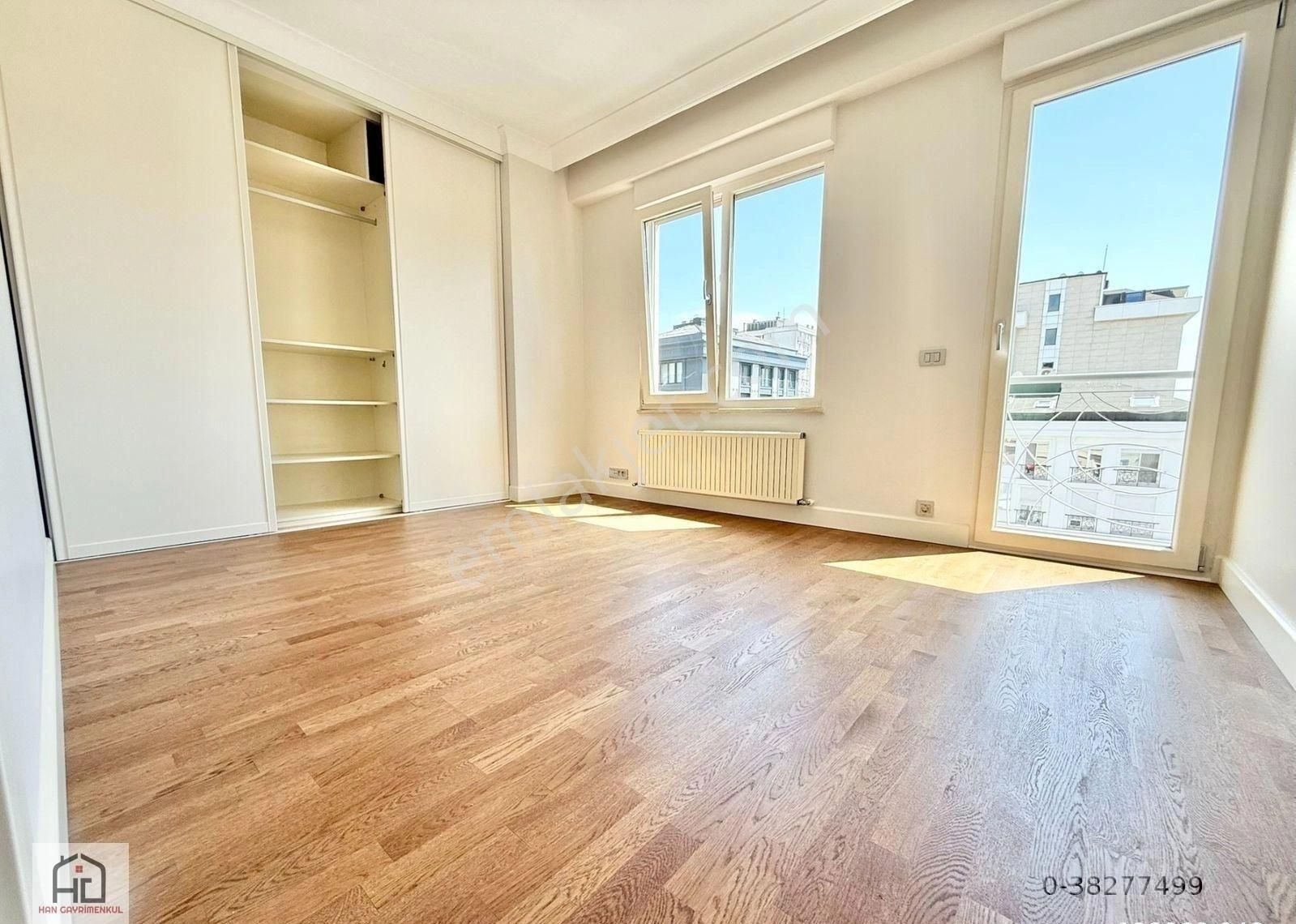 Caddebostan Sahilde 4+1 Deniz Manzaralı Lüks Yeni Bina! - Görsel 18