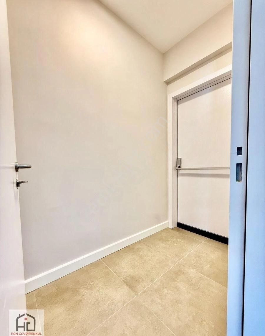 Suadiye Sahilde 3+1 Ebeveynli Balkonlu Ferah Yeni! - Görsel 30