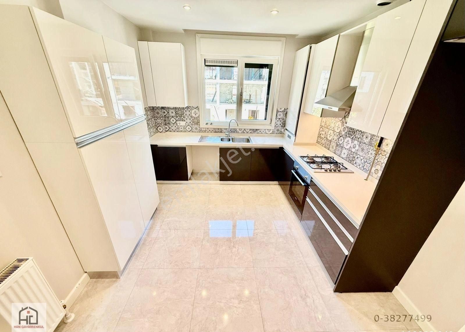 Suadiye Sahilde 3+1 Ebeveynli Balkonlu Ferah Yeni! - Görsel 18