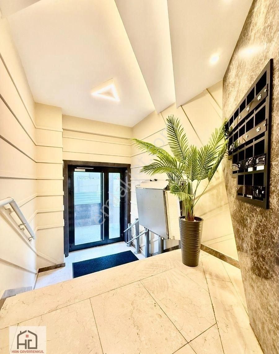 Suadiye Sahilde 3+1 Ebeveynli Balkonlu Ferah Yeni! - Görsel 19