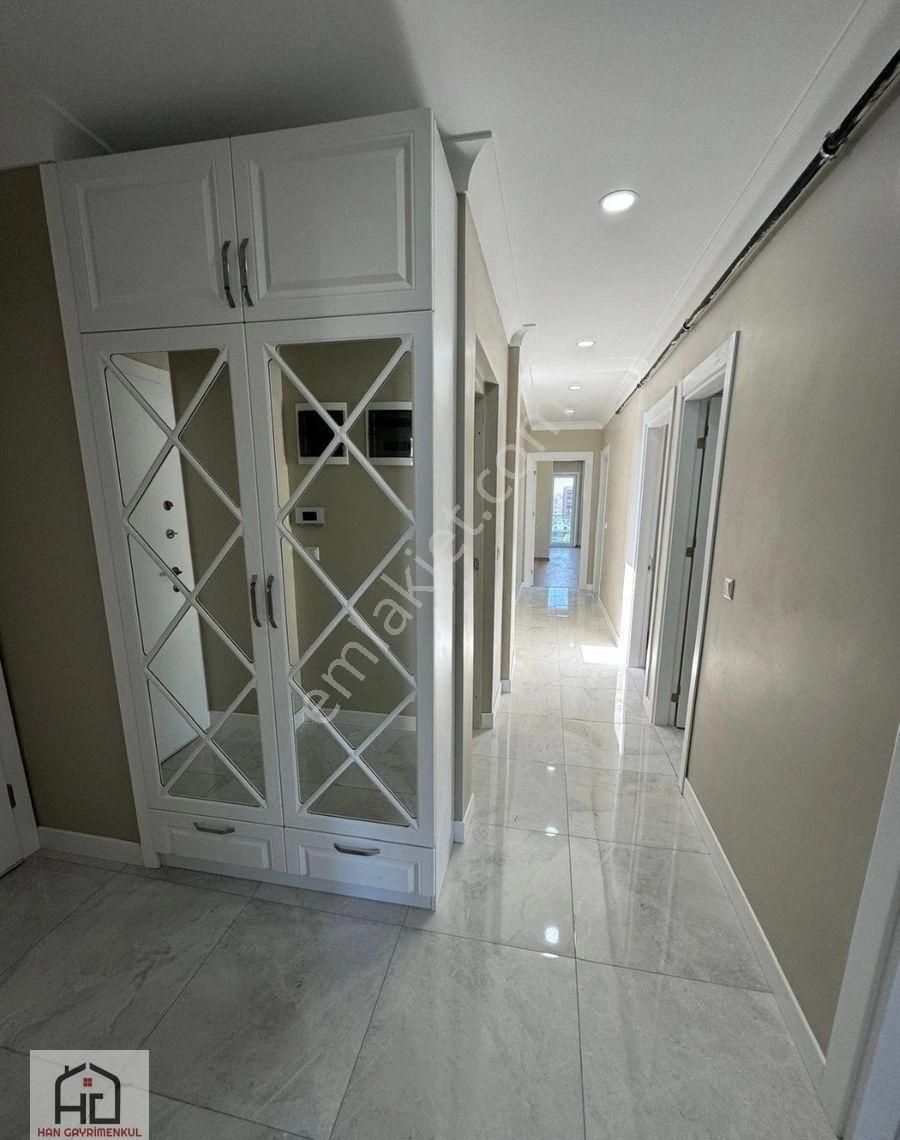 Erenköy Hamam Sokakta 3+1 Balkonlu Lüks Fırsat - Görsel 3