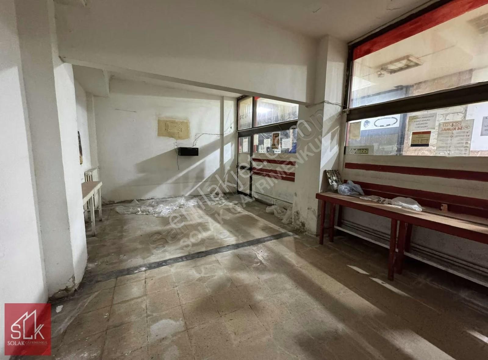 Cenk Atalay Solak'tan İş Merkezi'nde Kiralık Dükkan&ofis&depo - Görsel 9