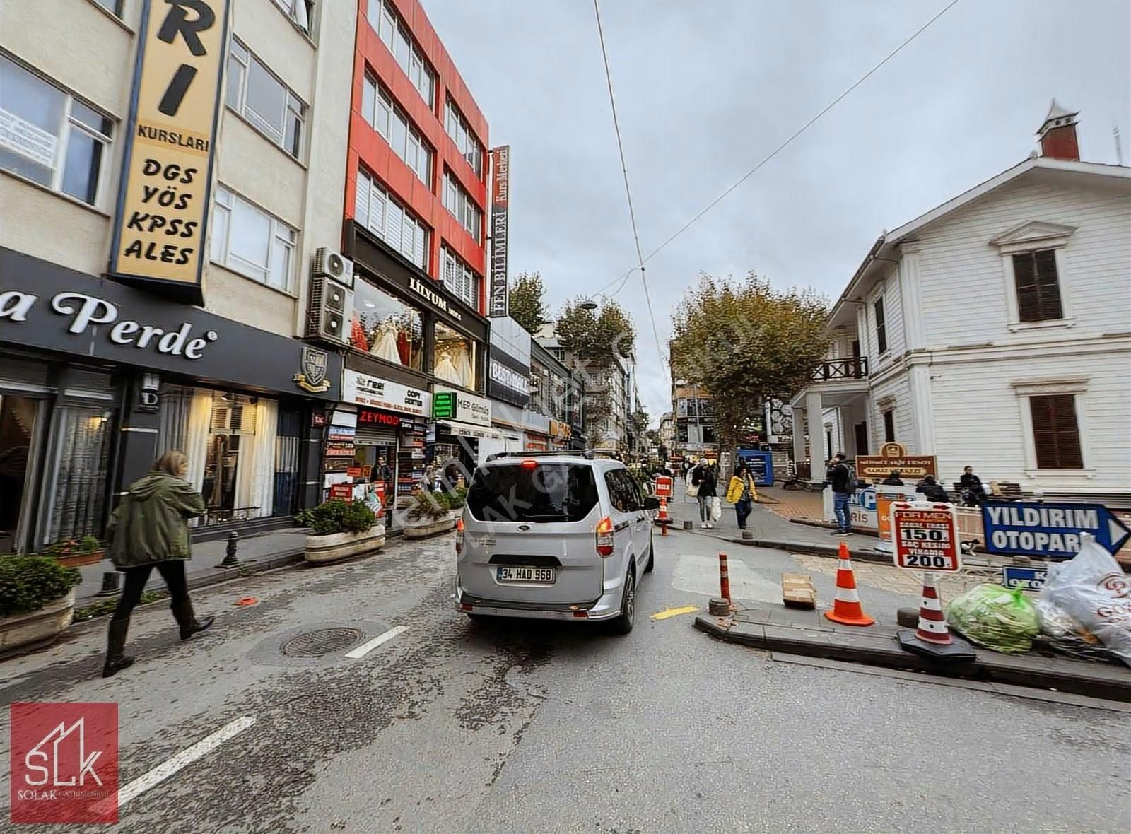 Cenk Atalay Solak'tan Balkonlu Tabela Değeri Yüksek Satılık Ofis