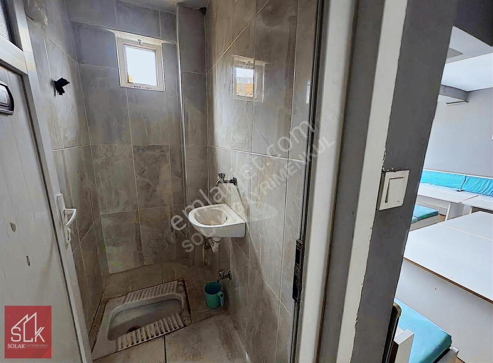 Cenk Atalay Solak'tan Balkonlu Tabela Değeri Yüksek Satılık Ofis - Görsel 13