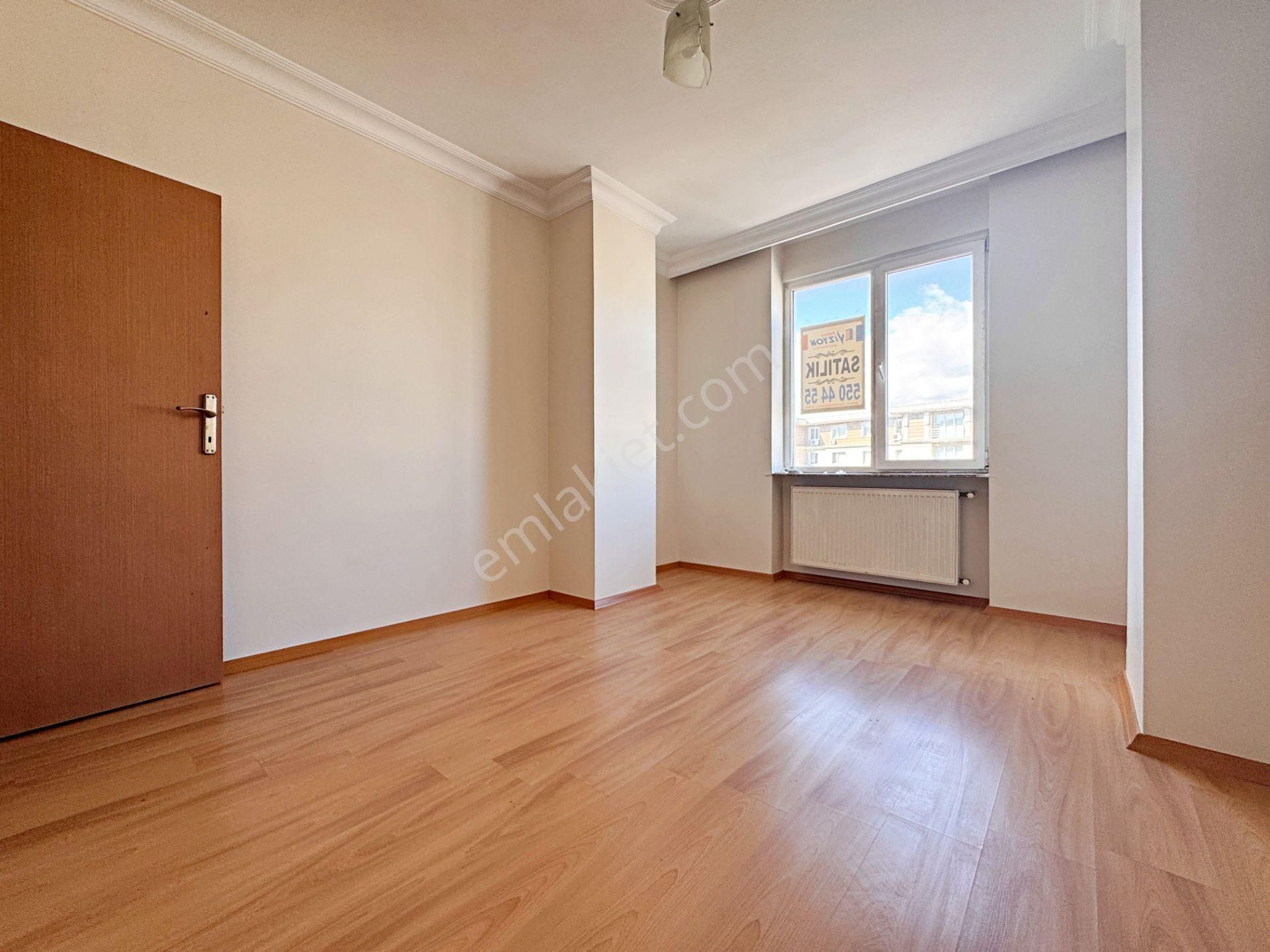 Home Vizyon Bahçelievler Yenibosna Radar Satılık Otoparklı 5+1 Geniş Dublex Daire. - Görsel 8