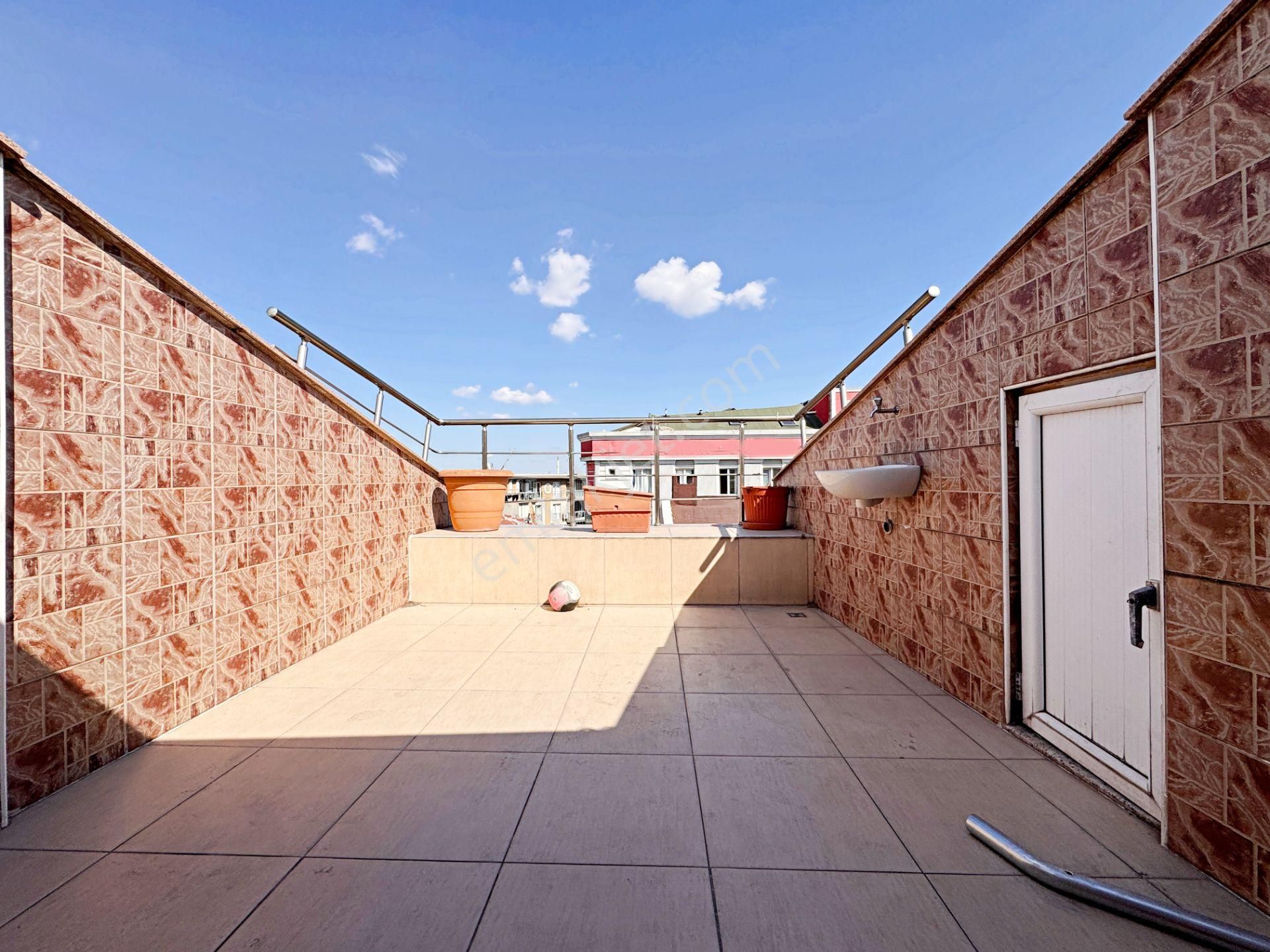 Home Vizyon Bahçelievler Yenibosna Radar Satılık Otoparklı 5+1 Geniş Dublex Daire. - Görsel 21