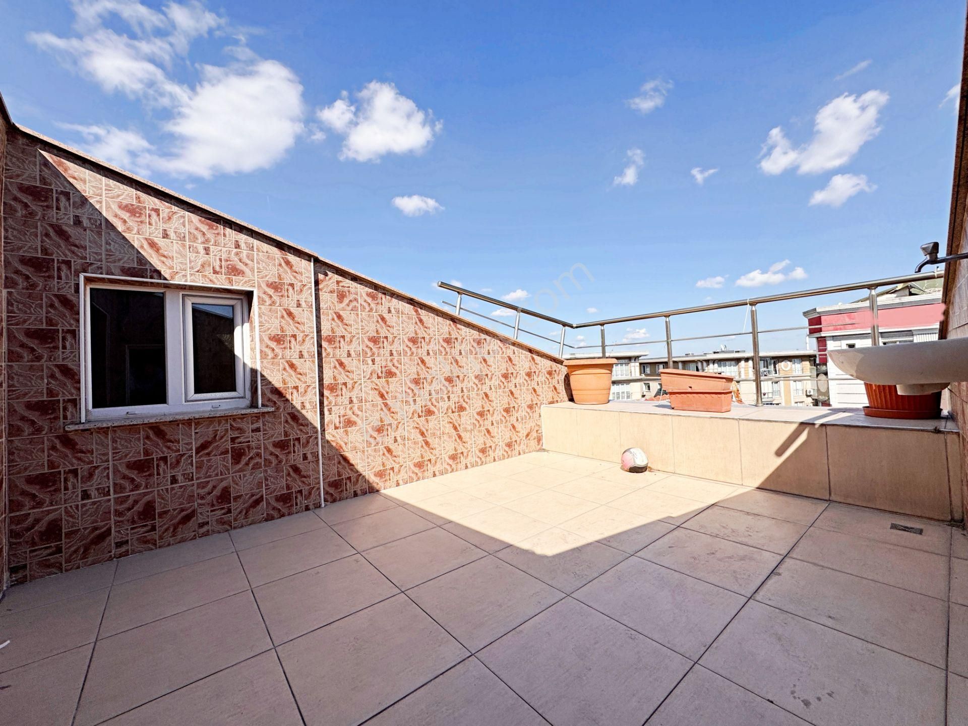 Home Vizyon Bahçelievler Yenibosna Radar Satılık Otoparklı 5+1 Geniş Dublex Daire. - Görsel 22