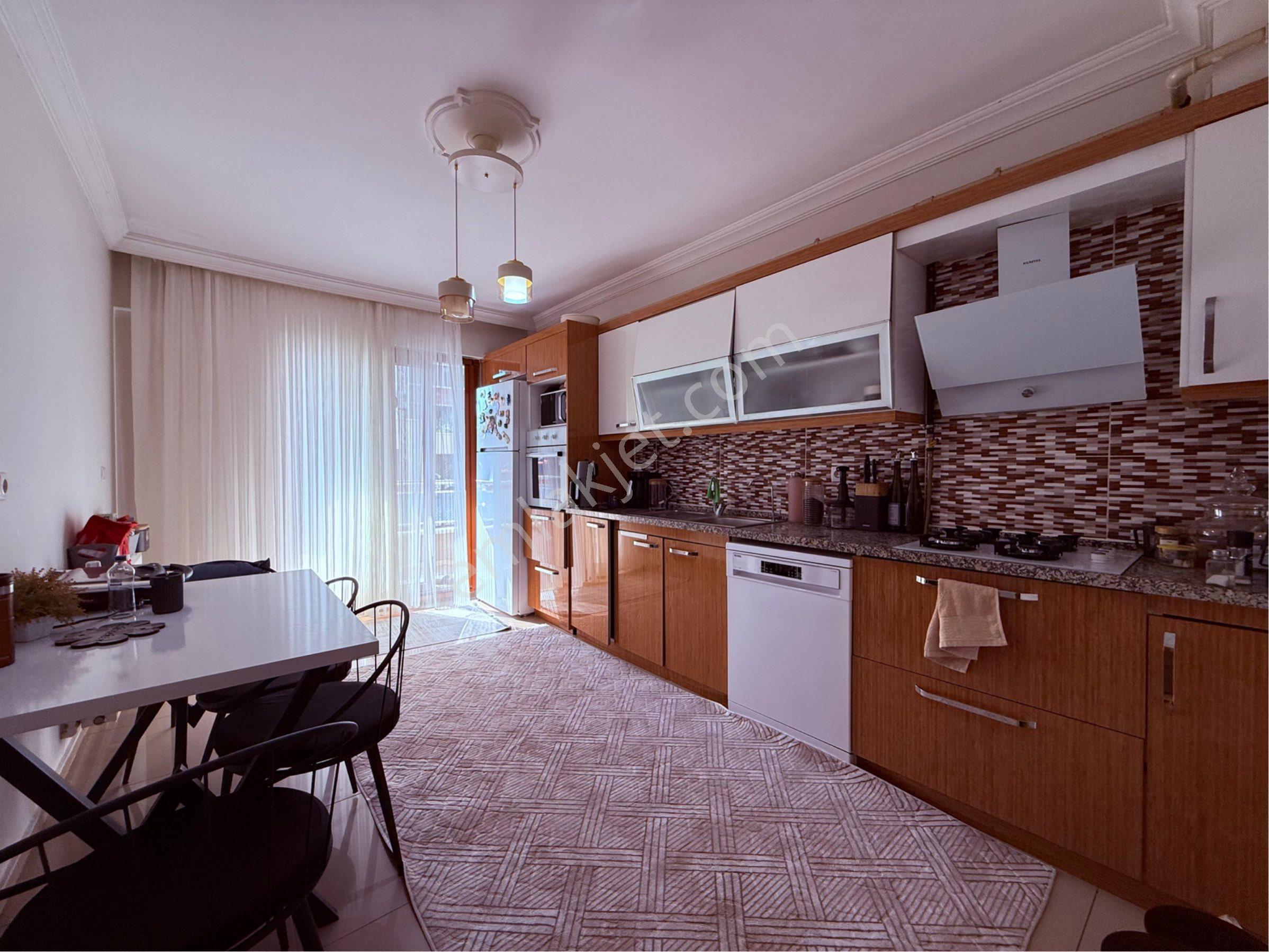 Cumhuriyet Mh. Grand Medical Civarı Site İçerisinde 3+1 Daire Fırsatı - Görsel 16
