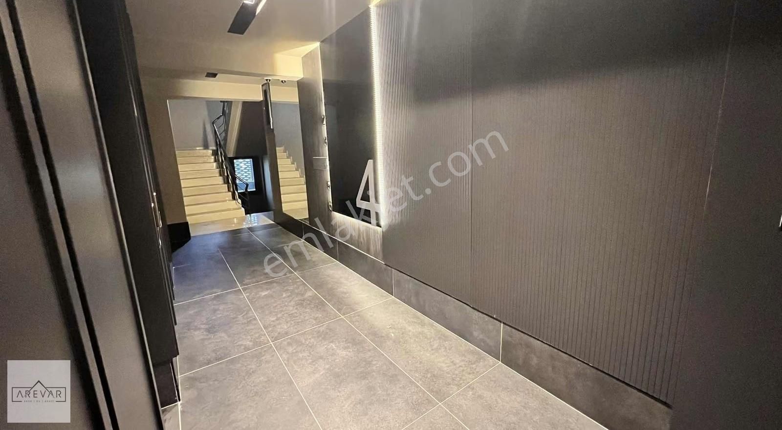 Arevar Dan Mücahitlerde Satılık Ultra Lüx Ofis