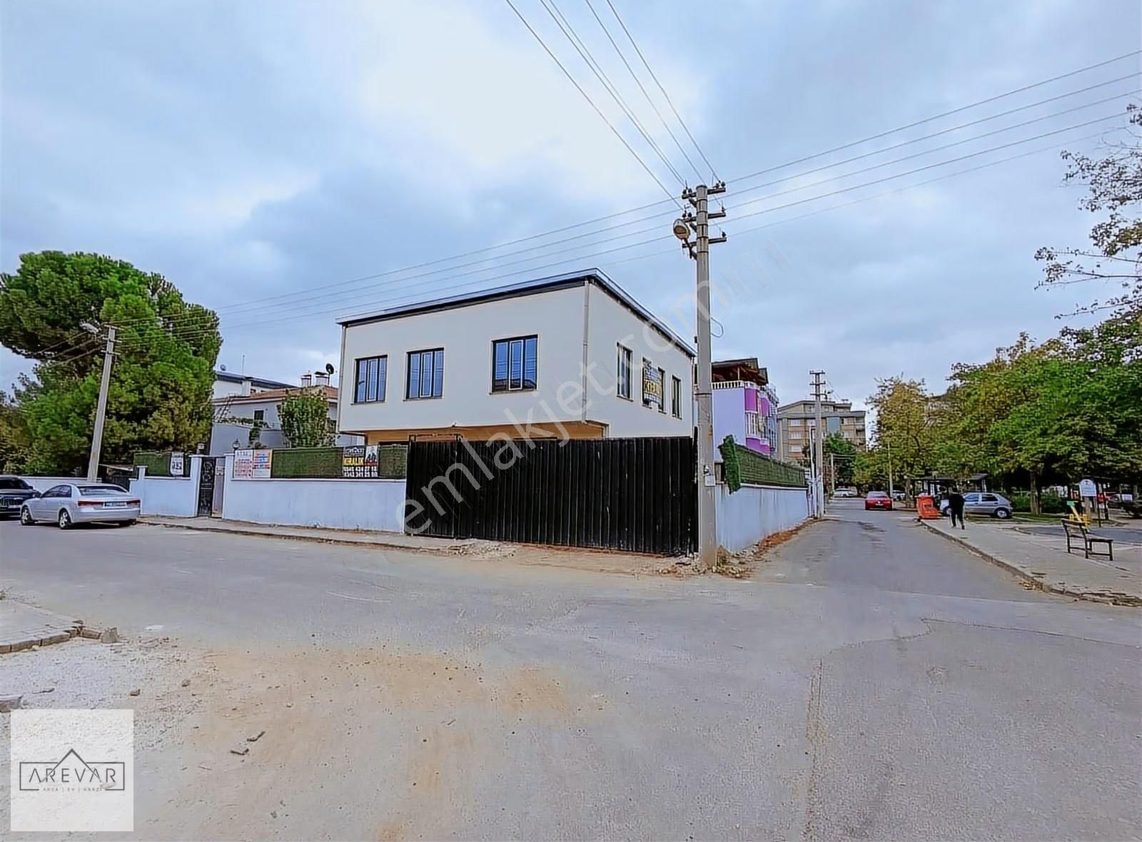 Arevar B.c.'den Emek'te Köşe Konumda Kiralık Sıfır Villa (bina) - Görsel 24
