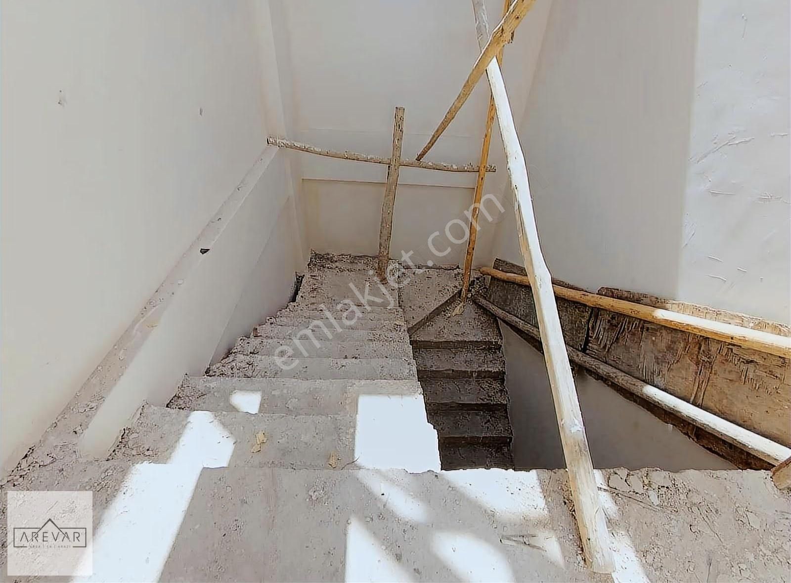 Arevar B.c.'den Emek'te Köşe Konumda Kiralık Sıfır Villa (bina) - Görsel 16