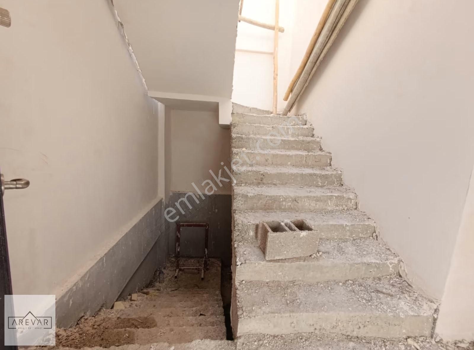 Arevar B.c.'den Emek'te Köşe Konumda Kiralık Sıfır Villa (bina) - Görsel 13