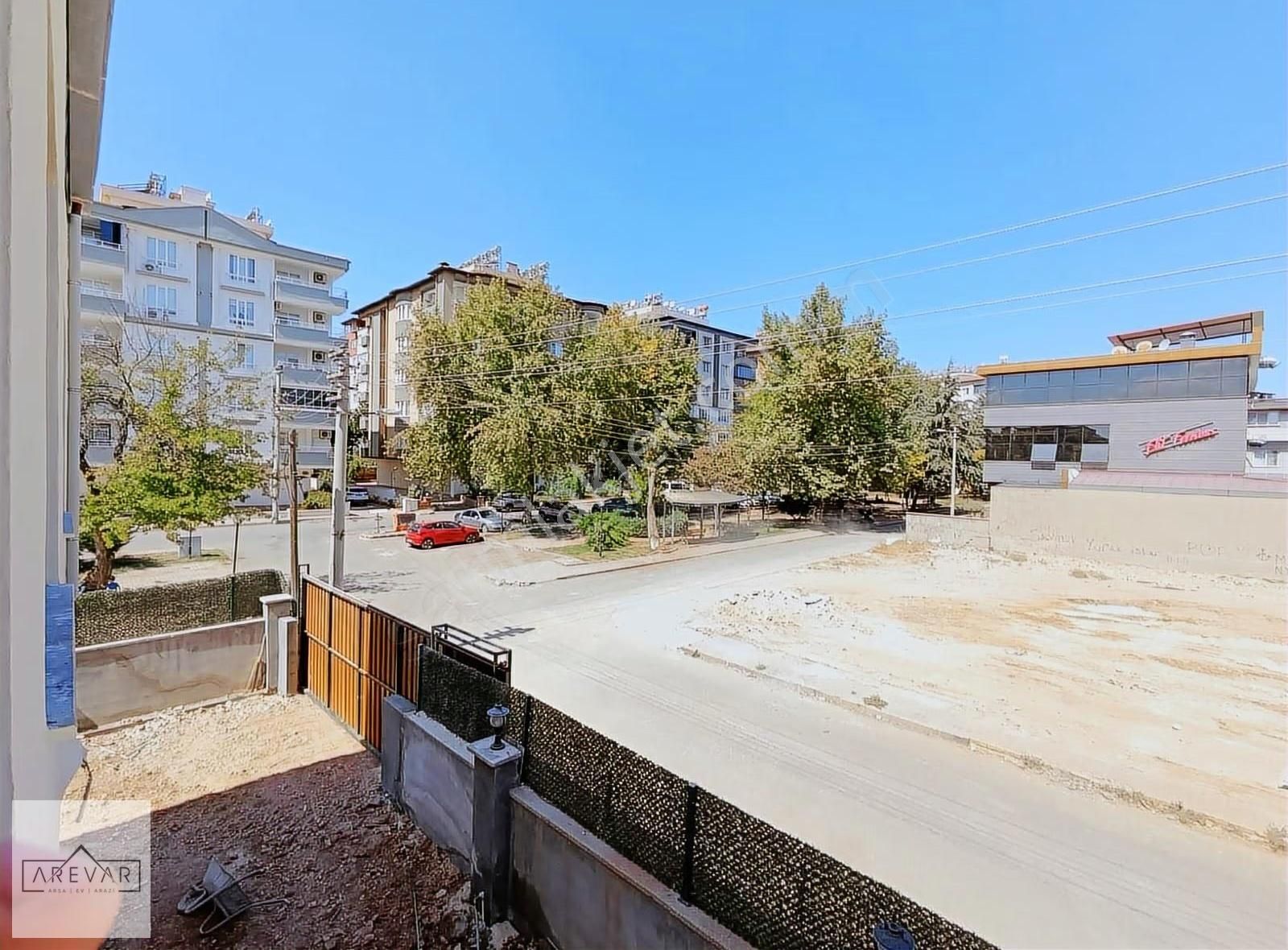 Arevar B.c.'den Emek'te Köşe Konumda Kiralık Sıfır Villa (bina) - Görsel 21