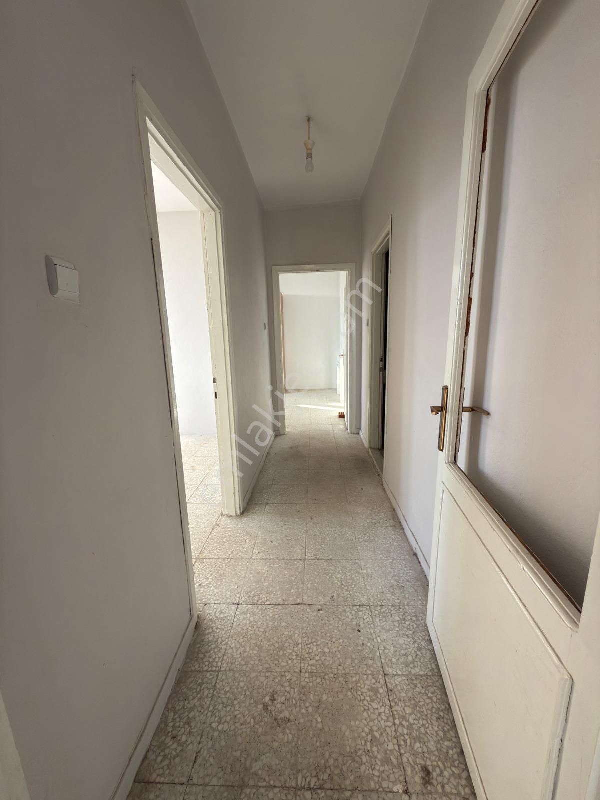 Adana Çukurova Belediye Evleri Mahallesi Satılık 3+1 Daire Cepheleri Açık - Görsel 29