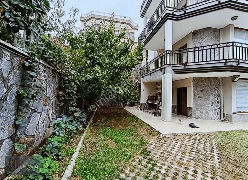 Kerim'den Küçükkuyu'da Satılık Deniz Manzara 5+1 Tribleks Villa - Görsel 3