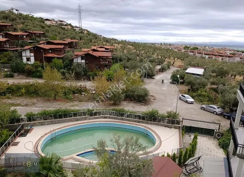 Kerim'den Küçükkuyu'da Satılık Deniz Manzara 5+1 Tribleks Villa - Görsel 11