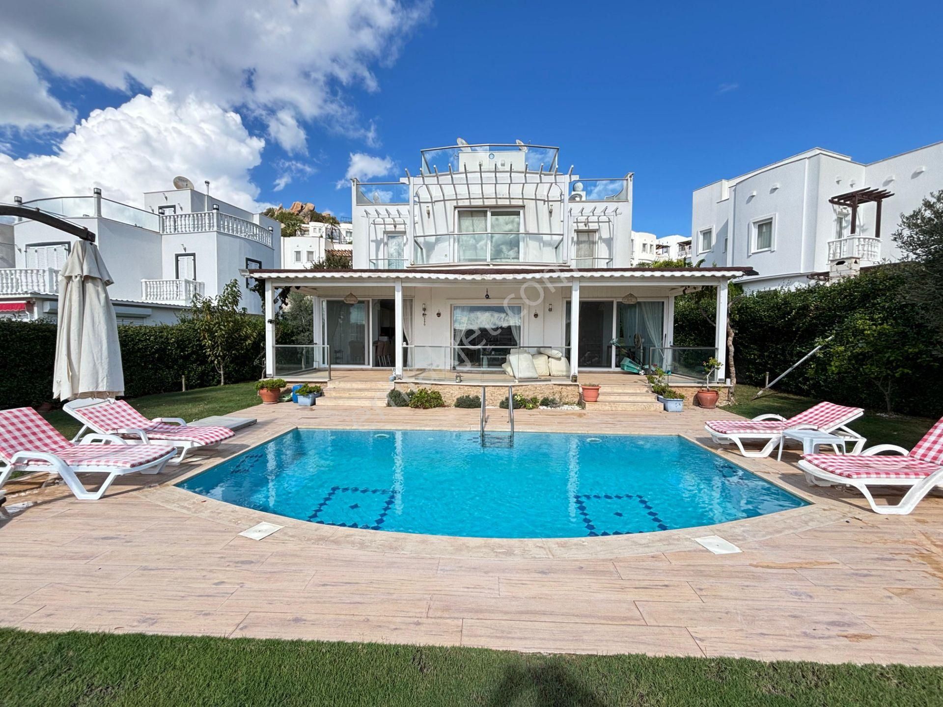 Agr Group'tan Bodrum Yalıkavak'ta Satılık Site İçerisinde 3+1 Özel Havuzlu Villa - Görsel 2