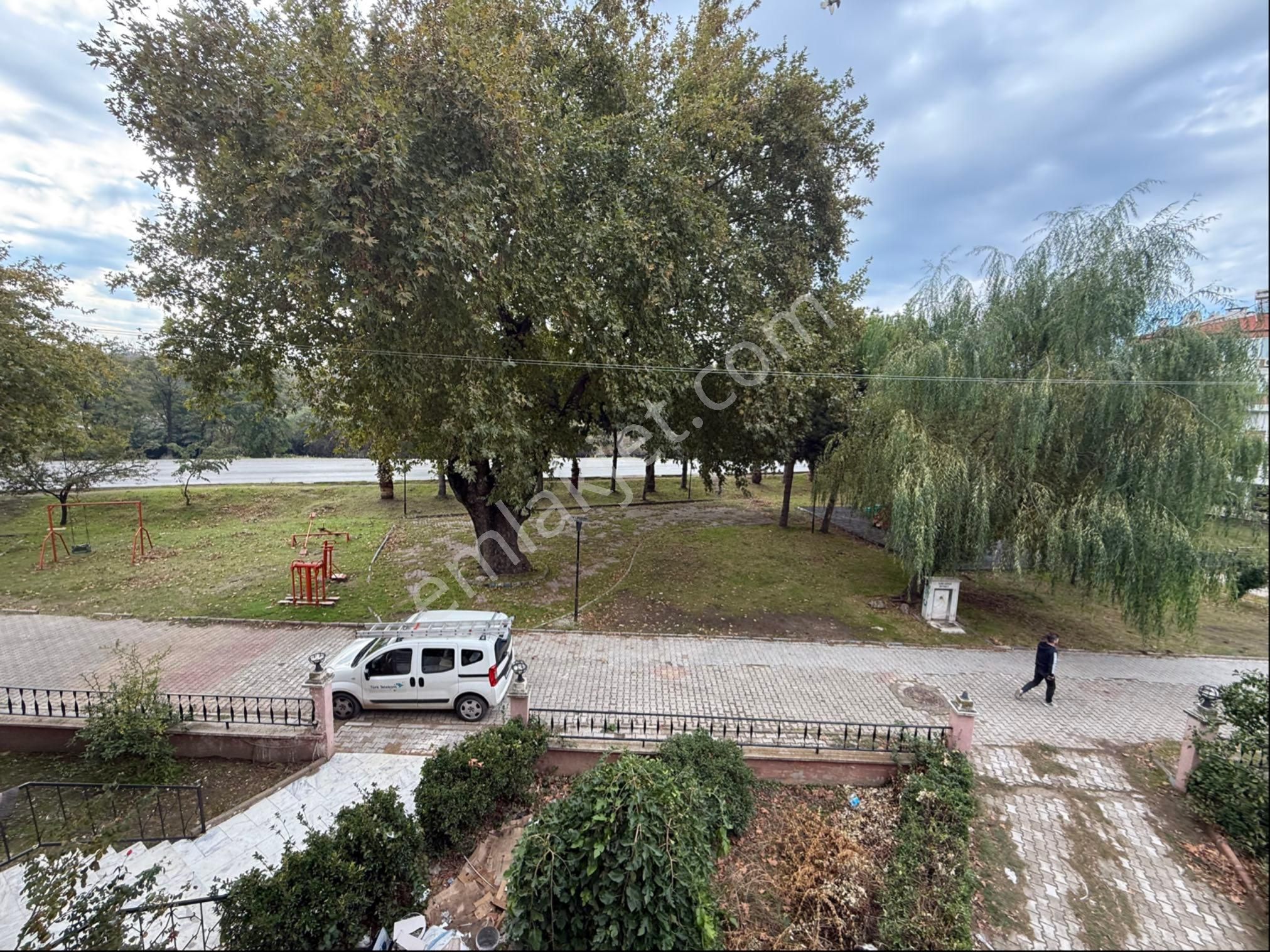 Kale Gayrimenkul’den İkizçayda Harika Önü Açık Ara Kat Satılık Daire - Görsel 13