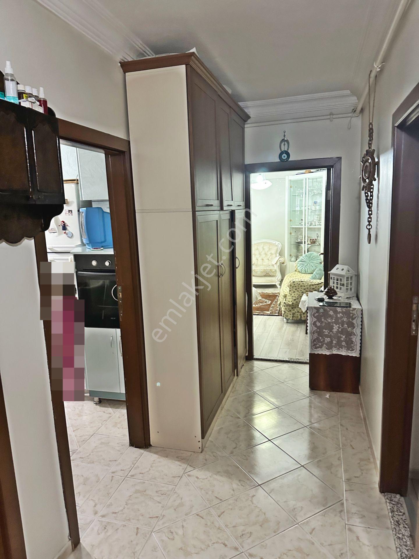Peyami Safa Mahallesinde Ara Katta Yapılı Bakımlı 3+1 Satılık Daire - Görsel 17