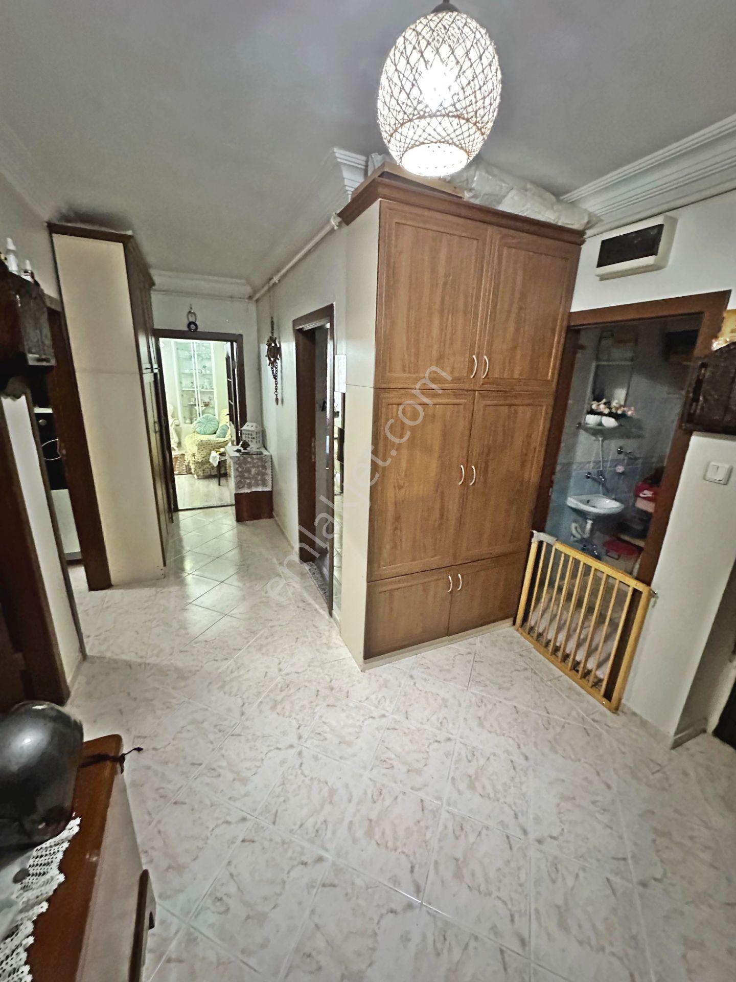 Peyami Safa Mahallesinde Ara Katta Yapılı Bakımlı 3+1 Satılık Daire - Görsel 19