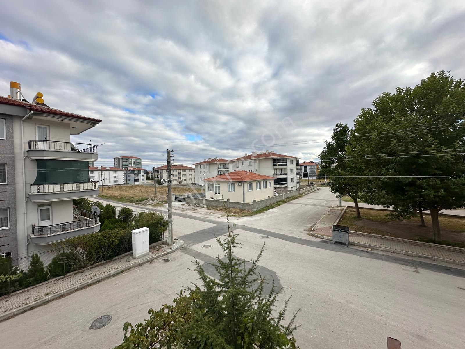 Afyon Üçok Emlaktan Mareşal De Satılık 3+1 Arakat Fırsat Daire - Görsel 23