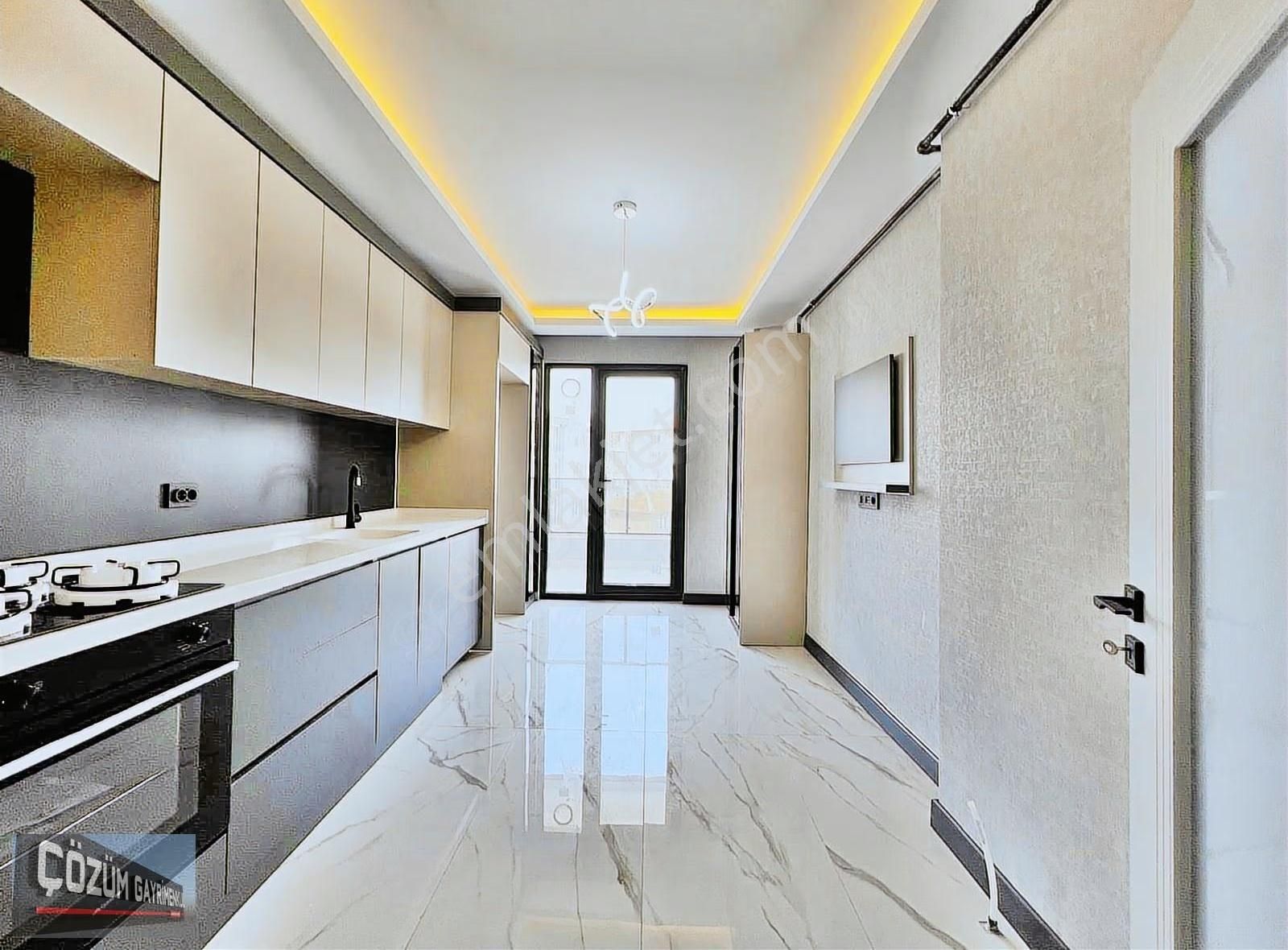 Çözüm Farkı İle Sıfır 3+1 Full Yapılı İskanlı Çift Banyolu Daire - Görsel 19