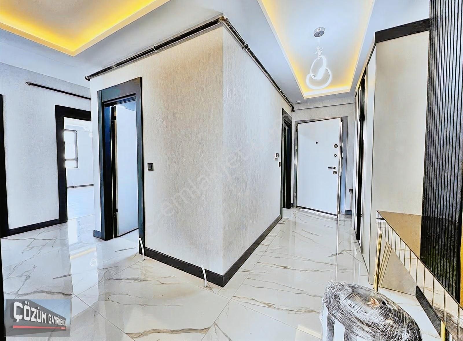 Çözüm Farkı İle Sıfır 3+1 Full Yapılı İskanlı Çift Banyolu Daire - Görsel 17