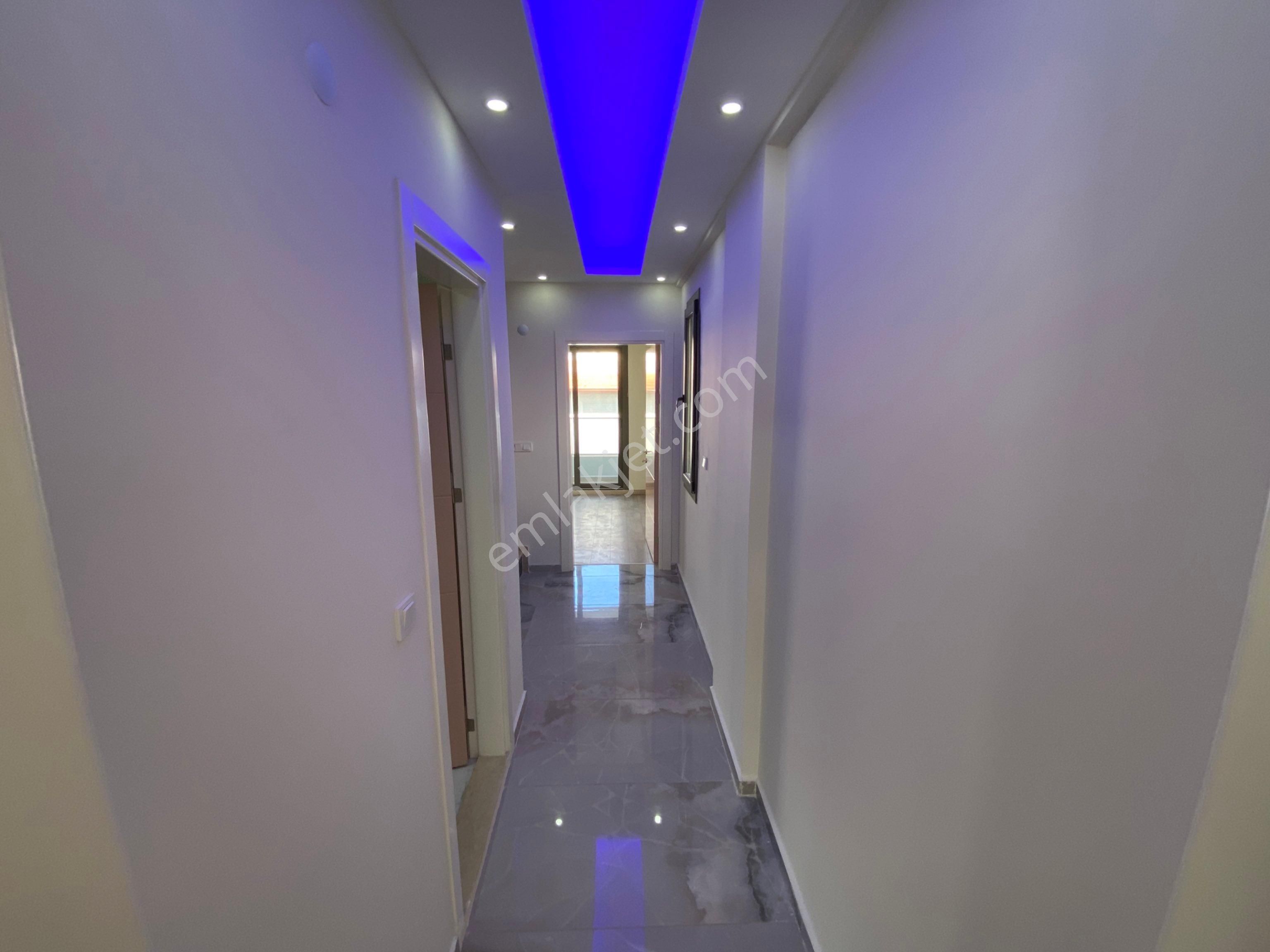 Globalden Denize 400 Metre/otoparklı/müstakil Bahçeli/salon Mutfak Ayrı Villa - Görsel 19