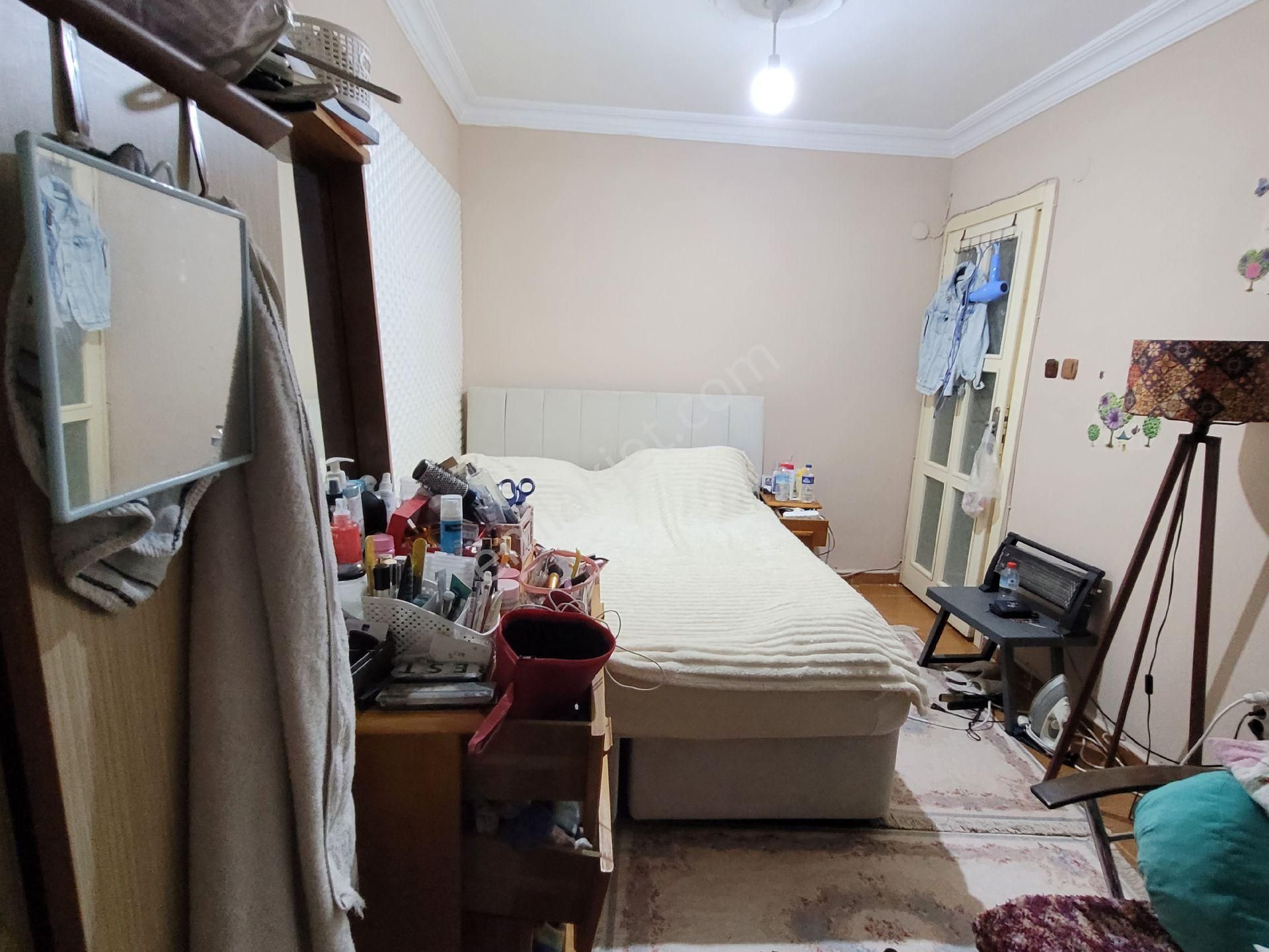 Bahçeli İçi Bakımlı Merkezı Konumda Satılık Daire - Görsel 13