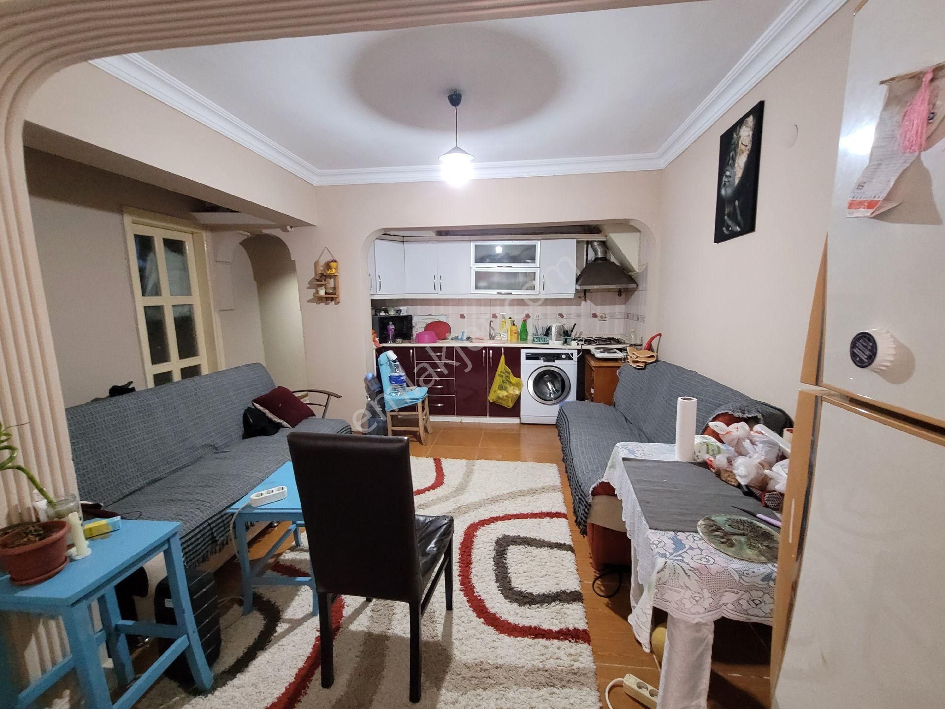 Bahçeli İçi Bakımlı Merkezı Konumda Satılık Daire - Görsel 2