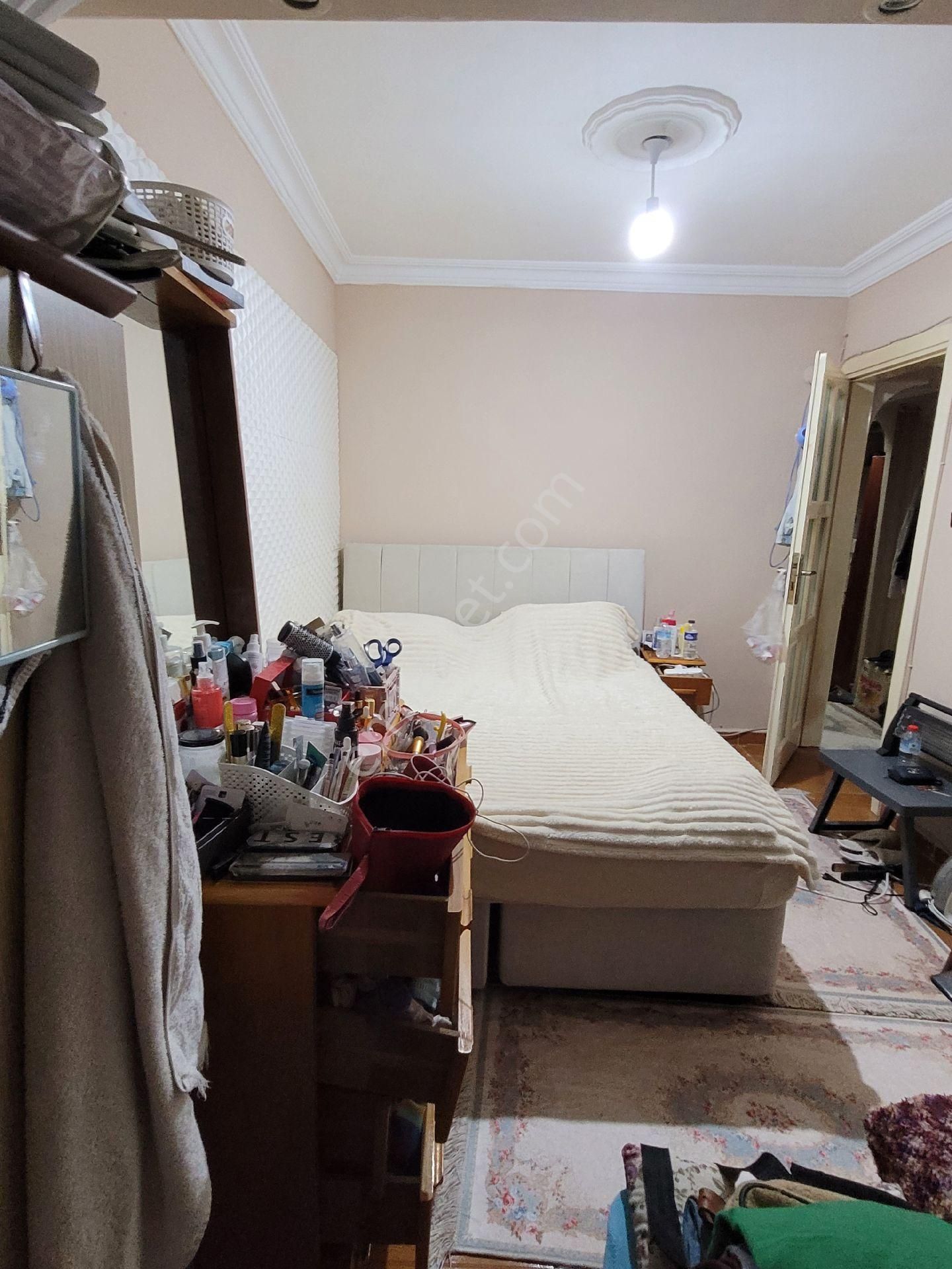 Bahçeli İçi Bakımlı Merkezı Konumda Satılık Daire - Görsel 11