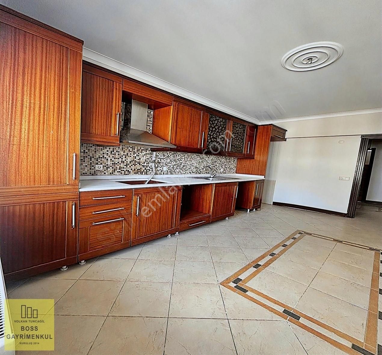 Beylikdüzü'nde Full Deniz Manzaralı Devasa M2 5+2 Satılık Dublex - Görsel 19