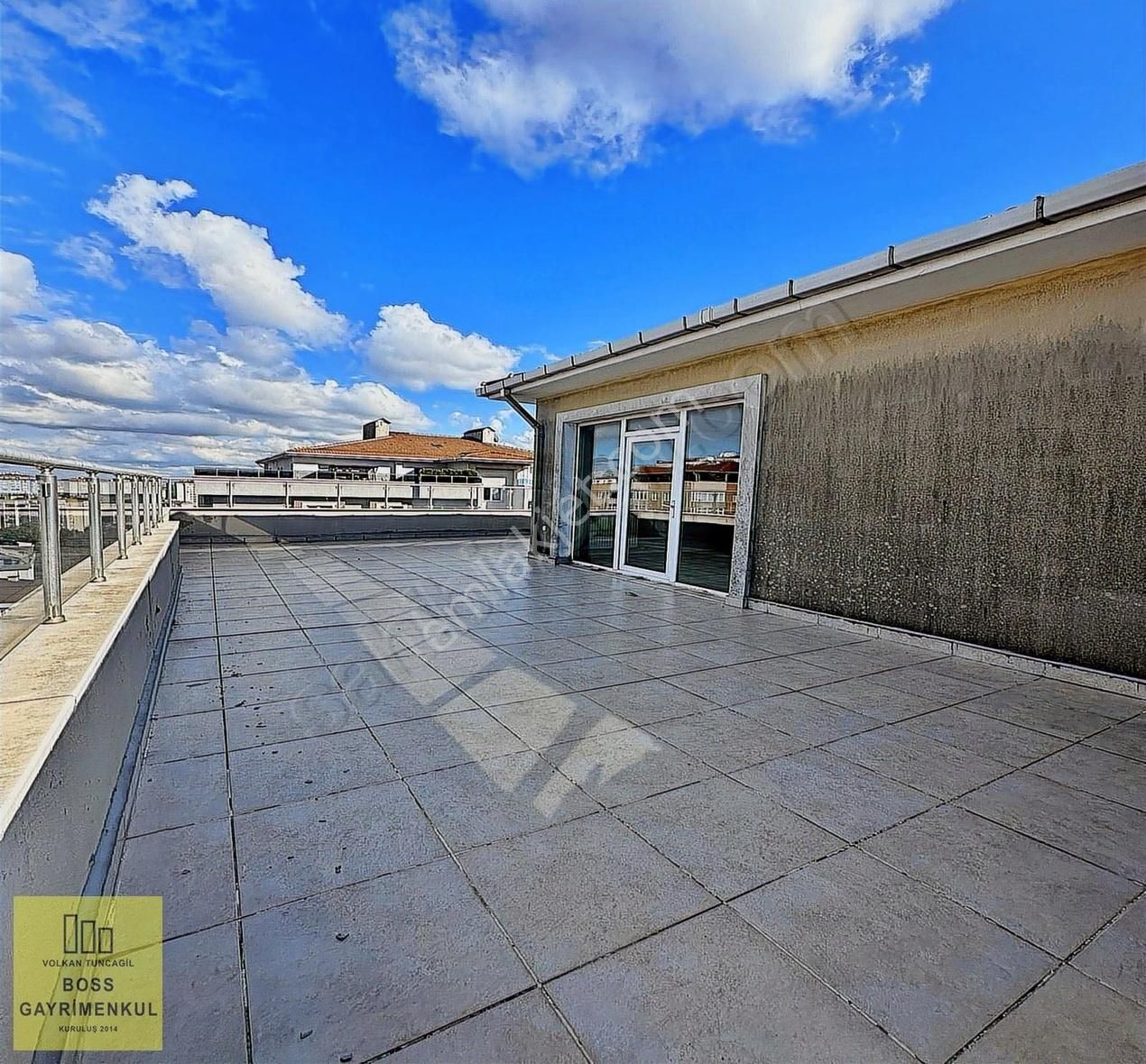 Beylikdüzü'nde Full Deniz Manzaralı Devasa M2 5+2 Satılık Dublex - Görsel 23