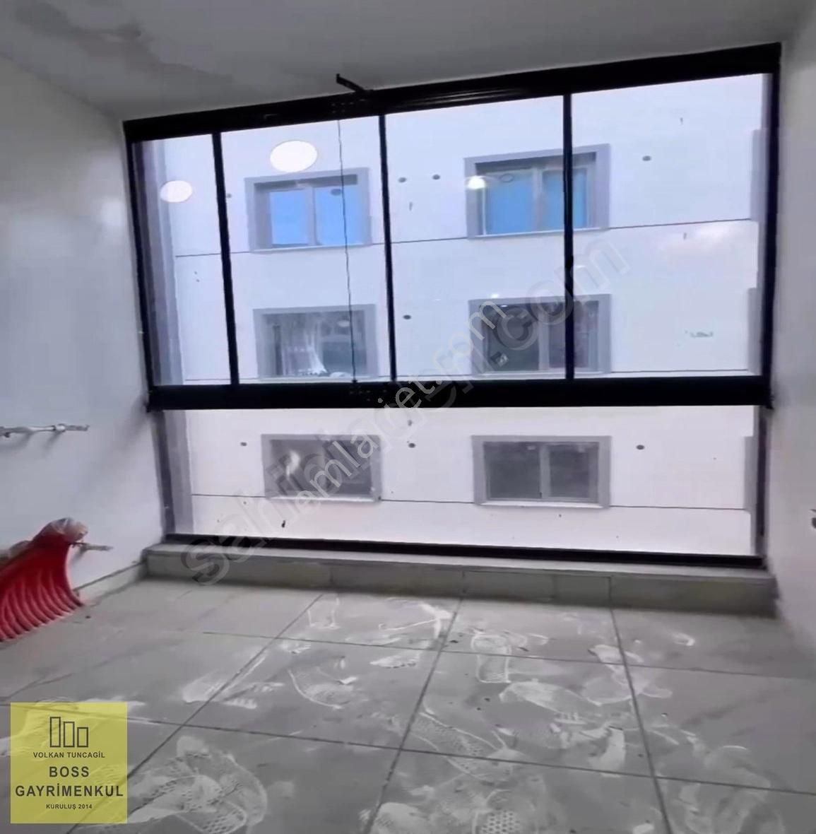 Yakupluda Yeni Binada Ulaşıma Yakın Satılık Arakat 2+1 - Görsel 8