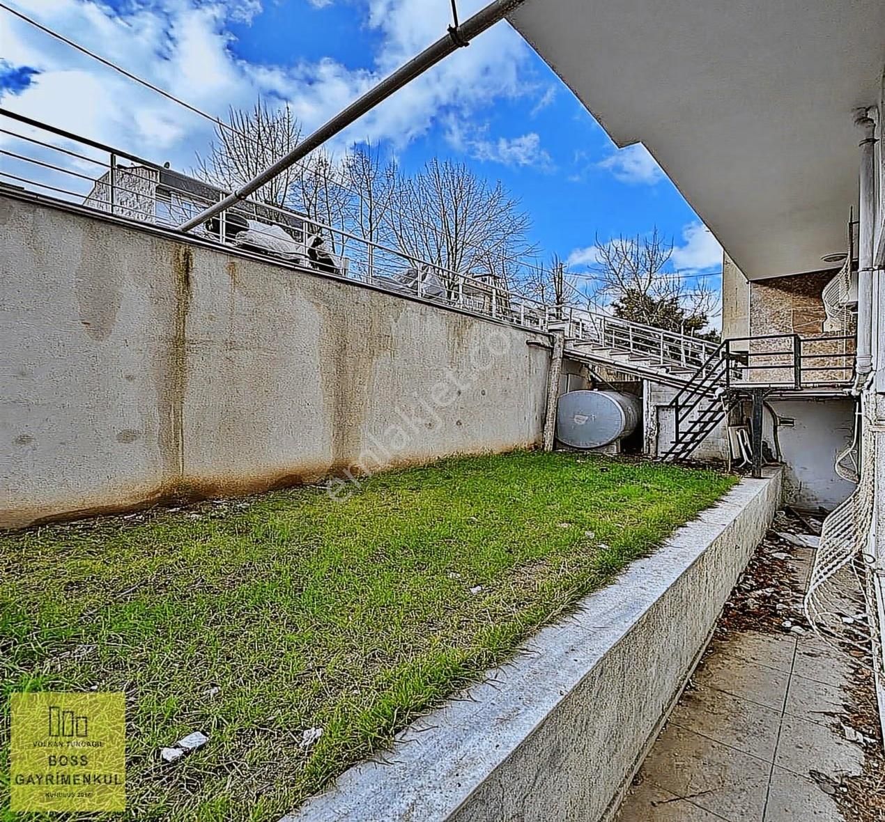 Boss Yapı'dan Beylikdüzü'nde Satılık 1+1 Bahçe Katı