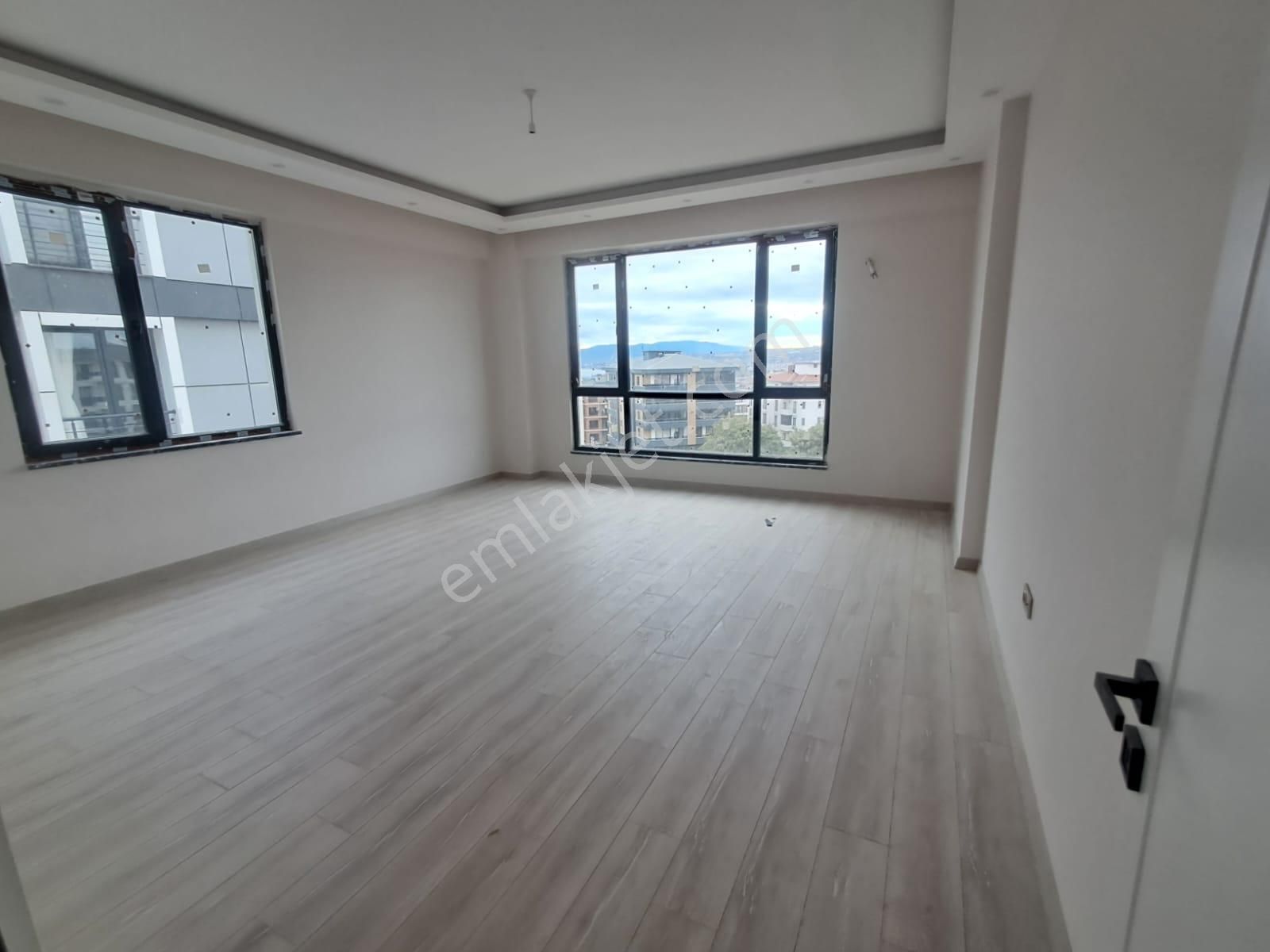 Ekşioğlu'ndan Tekirdağ Süleymanpaşa Atatürk Mahallesi 3+1 Satılık Daire - Görsel 34