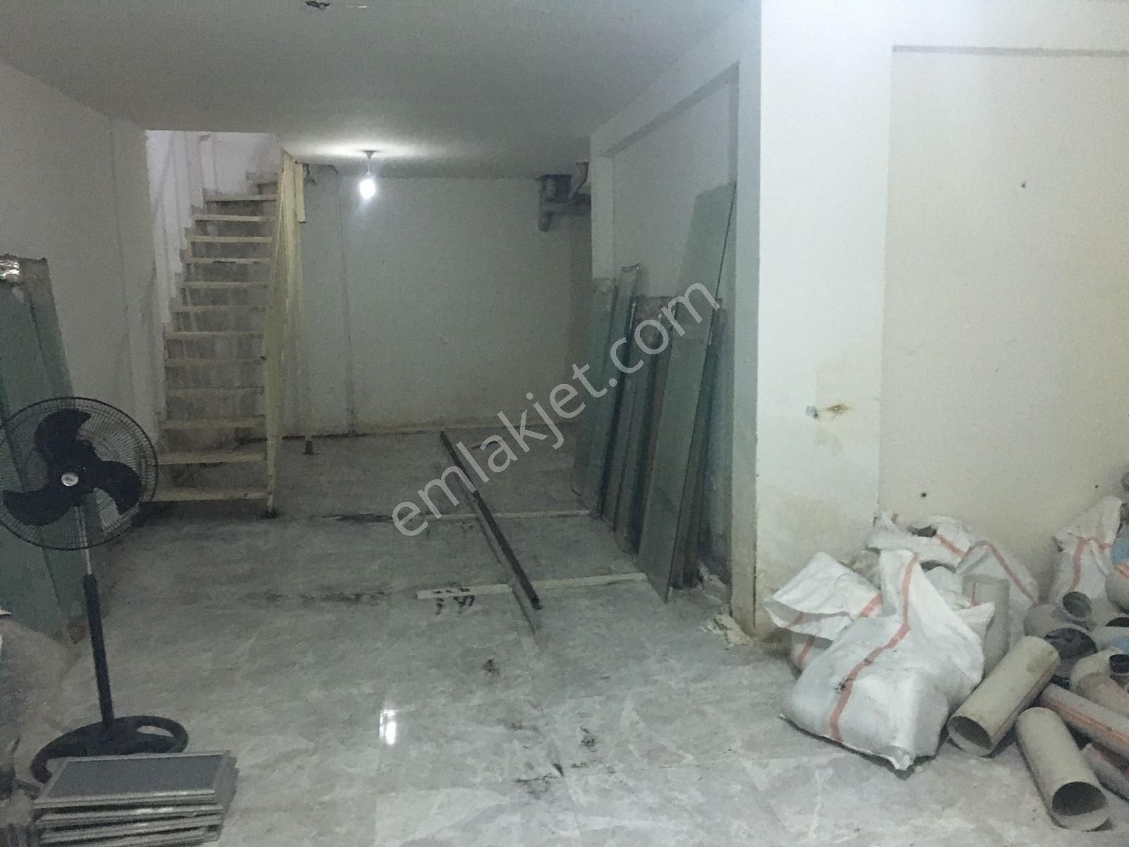 Gürpınar Merkezde Satılık Dükkan 150m2 - Görsel 5