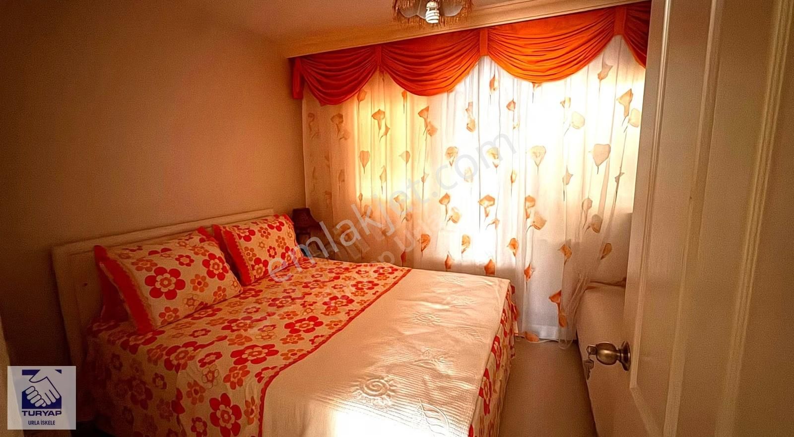 Urla İskele'de Denize 100 Metre Kiralık Eşyalı - Görsel 7